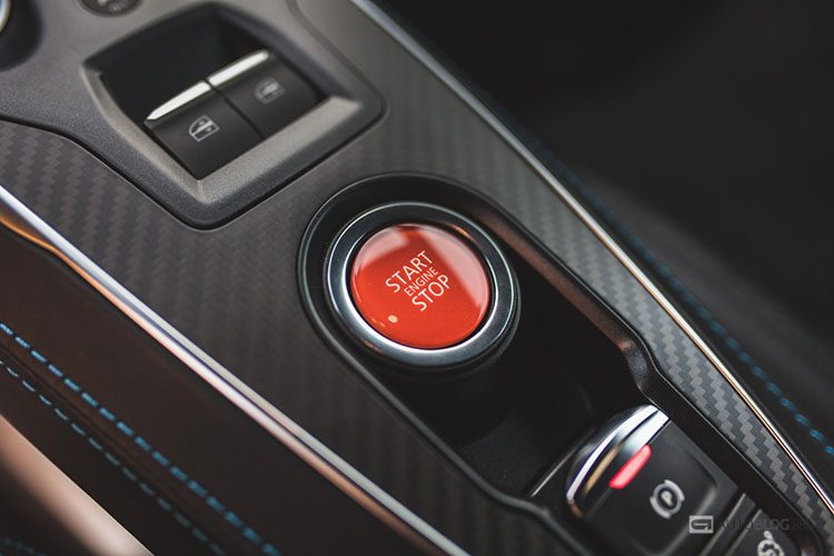 Alpine A110 rijtest en video