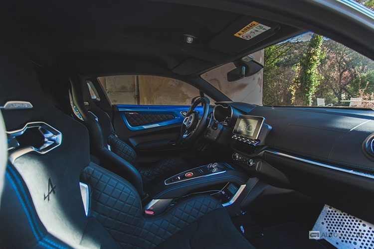 Alpine A110 rijtest en video