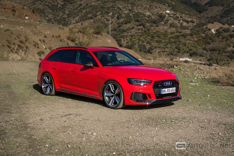 Audi RS 4 B9 2018 rijtest en video