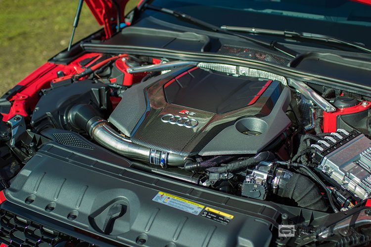 Audi RS 4 B9 2018 rijtest en video