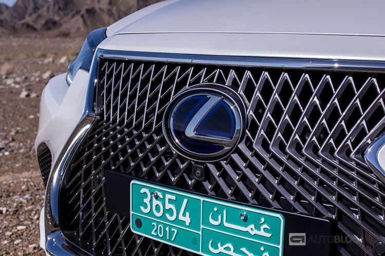 Lexus LS 500h rijtest en video