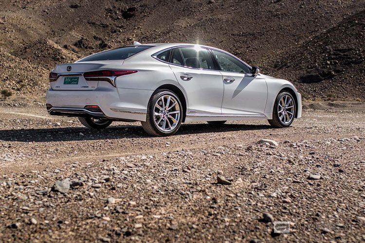 Lexus LS 500h rijtest en video