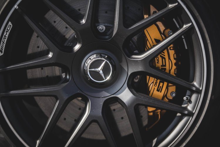 Mercedes-AMG e 63S
