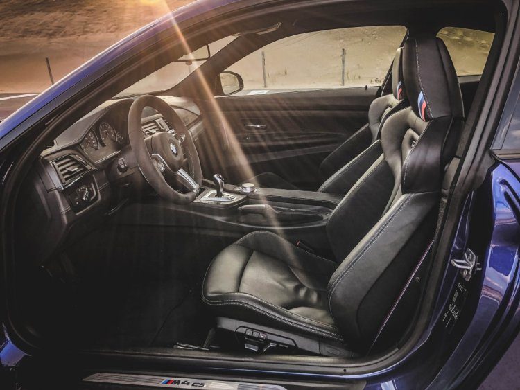 BMW M4 CS