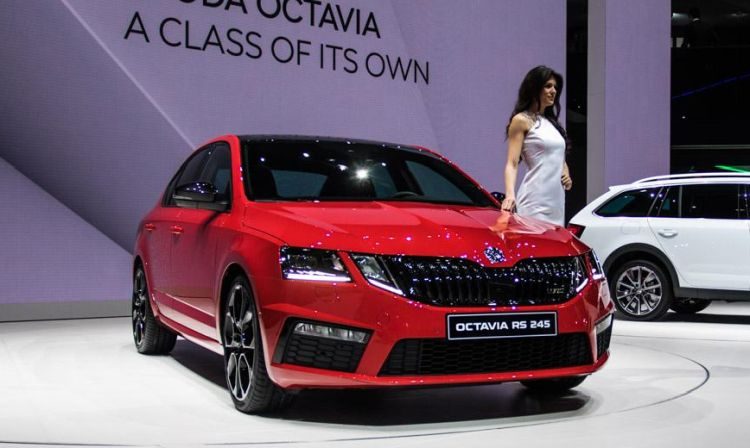 Octavia RS 245