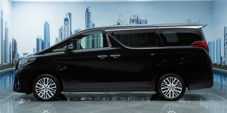 Toyota Alphard Executive Lounge