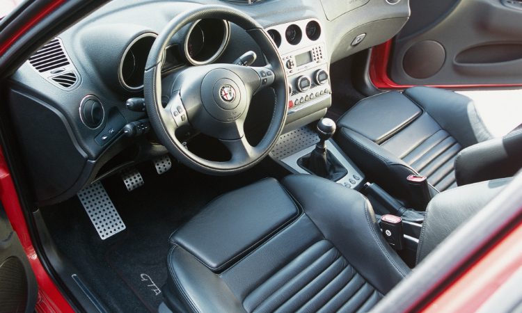 Alfa Romeo 156 GTA (932)