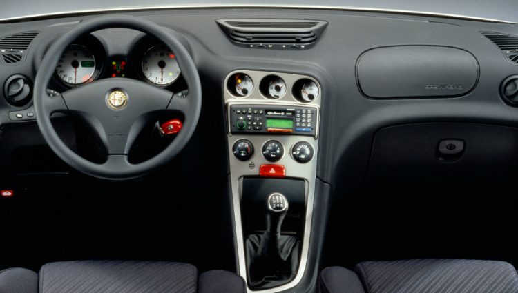Alfa Romeo 156 (932)
