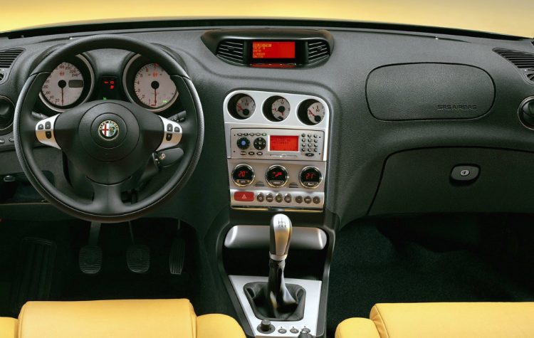 Alfa Romeo 156 (932)