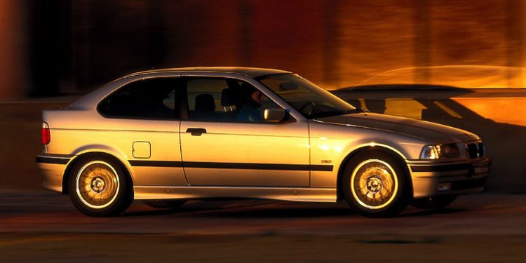 BMW 323ti Compact