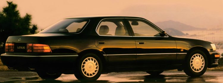 Lexus LS400