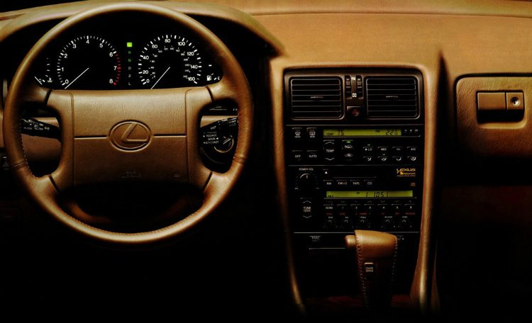 Lexus LS400