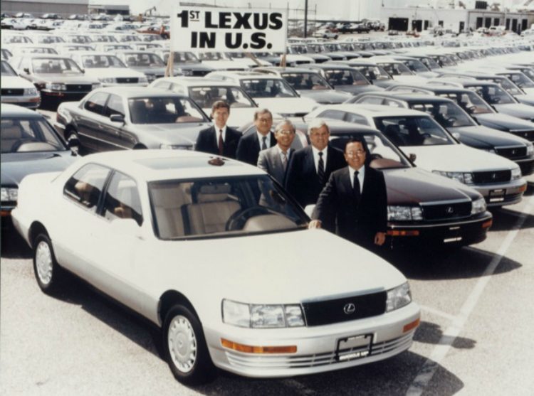 Lexus LS400