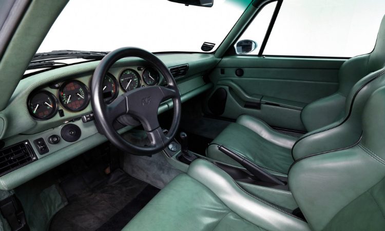 Ruf CTR 2 (993)