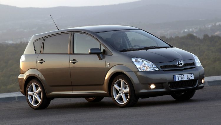 Toyota Corolla Verso 1.8 VVT-i Linea Sol