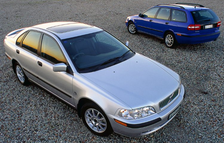 Volvo S40 - V40