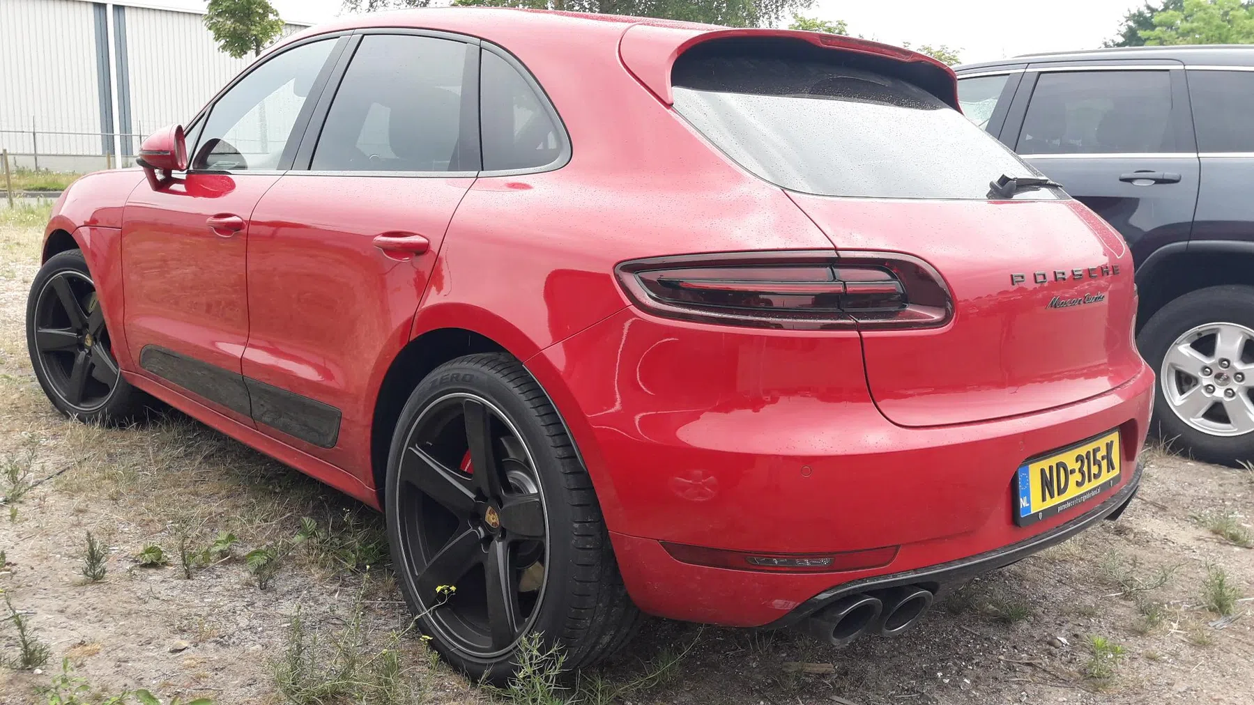 Rood Macan Turbo