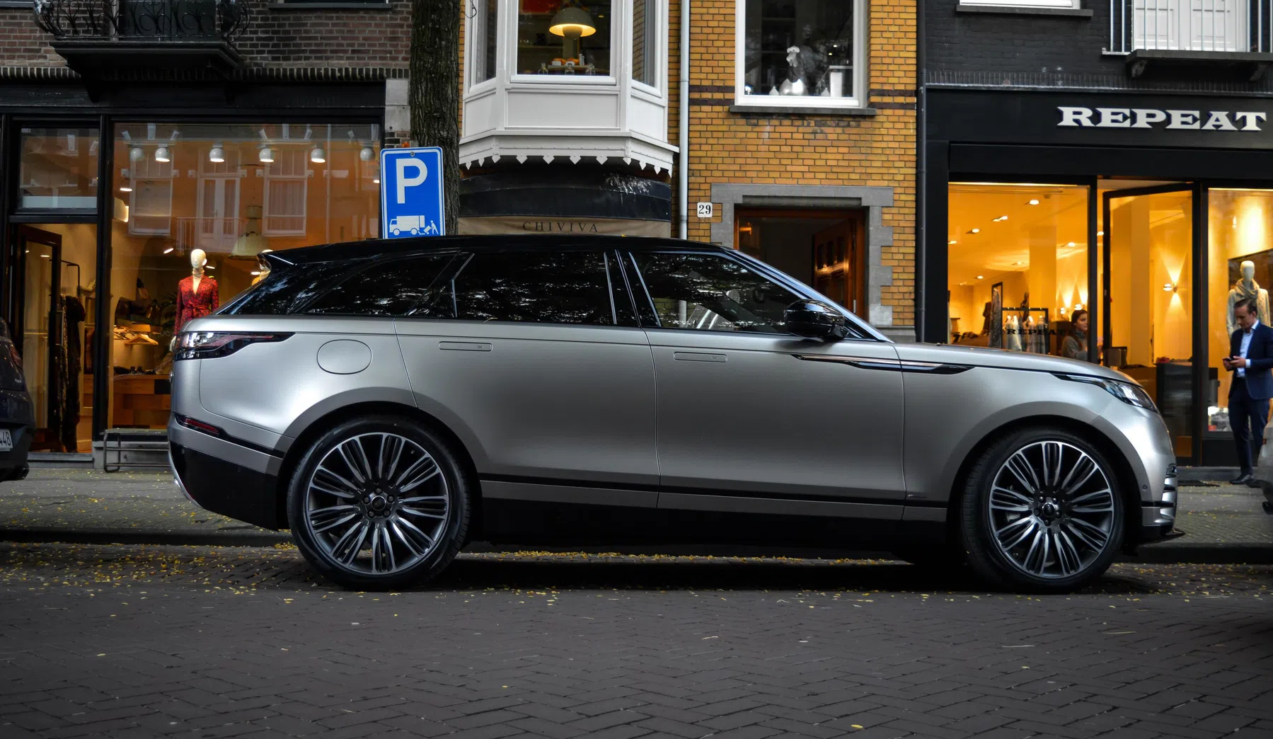 Velar R Dynamic!
