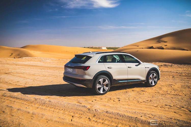 Audi e-tron: rijtest en video