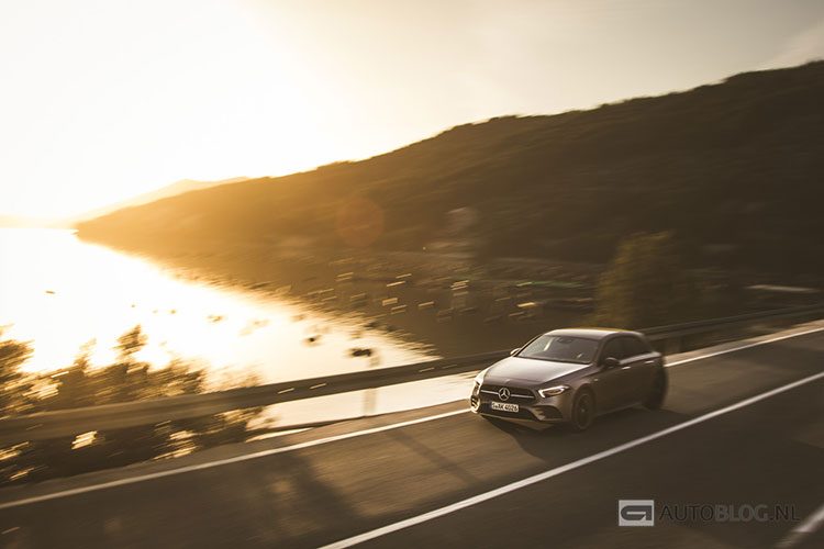 Mercedes A-Klasse A250 rijtest en video