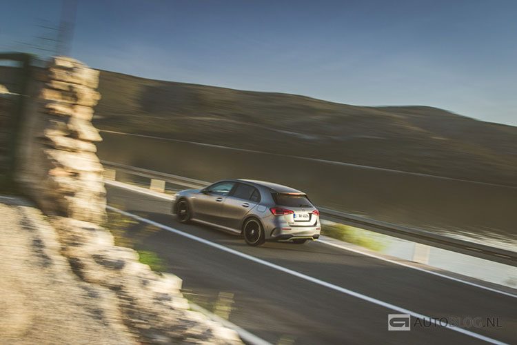Mercedes A-Klasse A250 rijtest en video