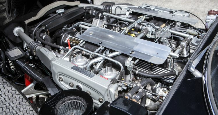 Jaguar E-Type V12