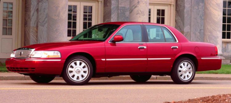 Ford Crown Victoria '06