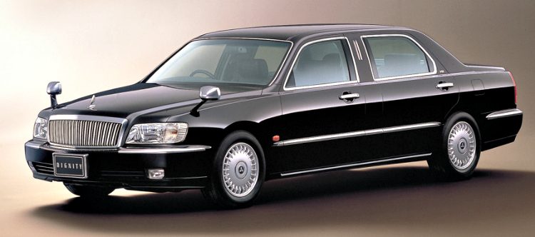 Mitsubishi Dignity (S43A) '01