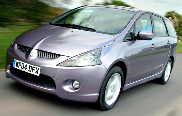 Mitsubishi Grandis '04