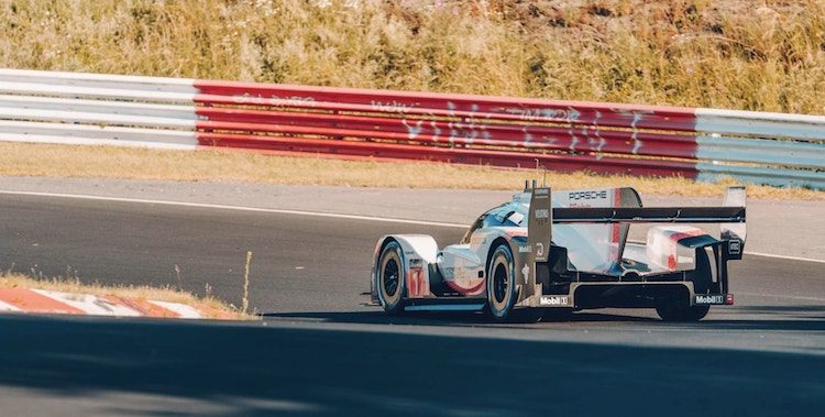 BOEM! Porsche 919 Evo VERPULVERT Nürburgring-record