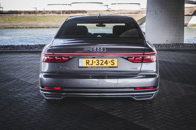 Audi A8L 50 TDI