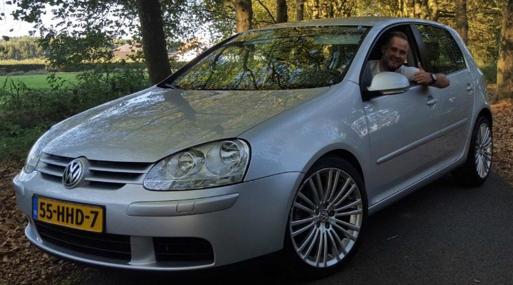 Volkswagen Golf FSI