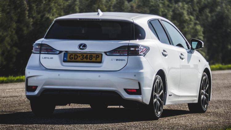 Lexus CT200h '19