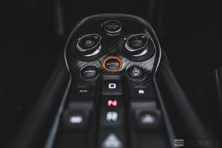 McLaren 570S Spider rijtest en video