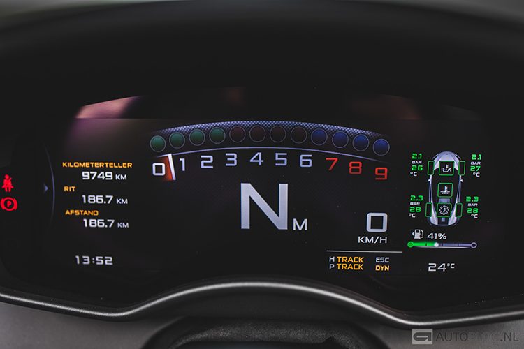 McLaren 570S Spider rijtest en video