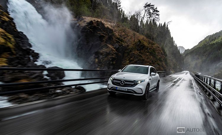 Mercedes Benz EQC 400 4MATIC rijtest en video