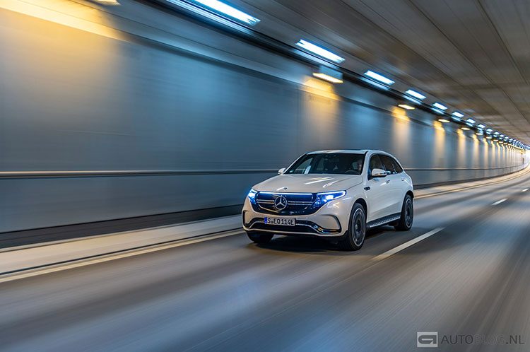Mercedes Benz EQC 400 4MATIC rijtest en video