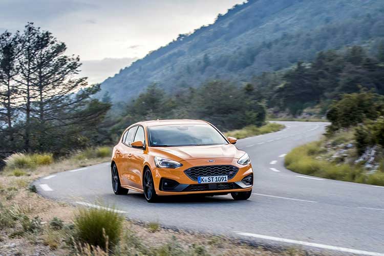 Ford Focus ST rijtest en video