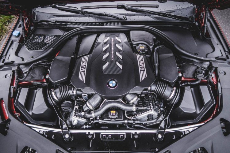 BMW M850i xDrive