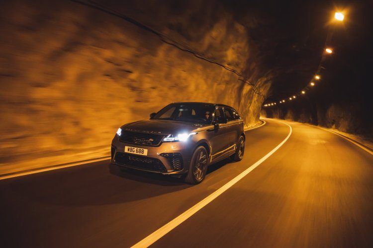 Range Rover Velar SV Autobiography Dynamic