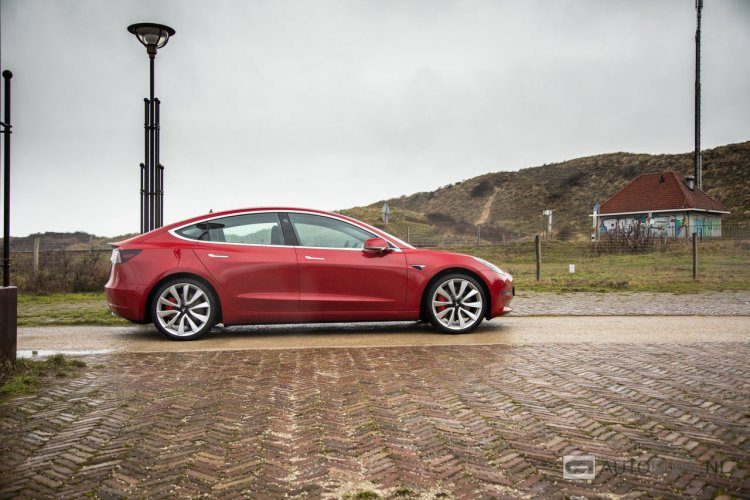 Tesla Model 3 Performance