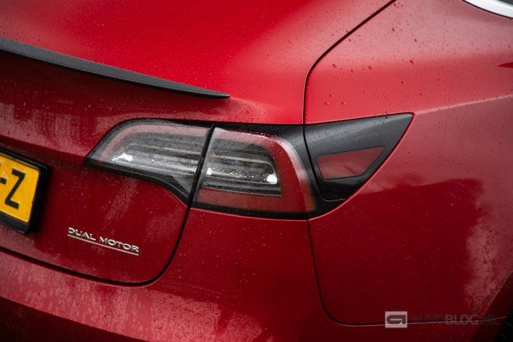 Tesla Model 3 Performance