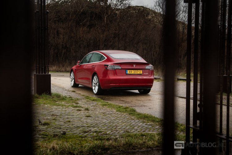 Tesla Model 3 Performance