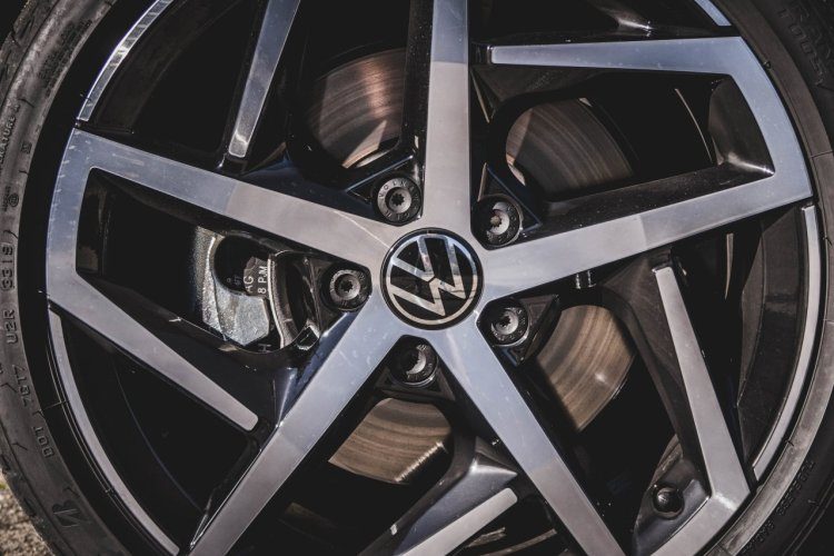 Volkswagen Golf 8 test