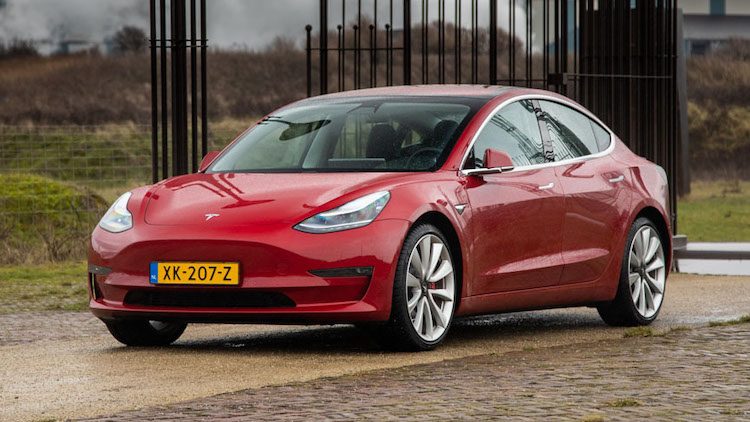 Tesla Model 3 '19