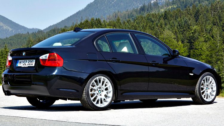 Dit zijn 9 budget sport sedans tot 15 mille