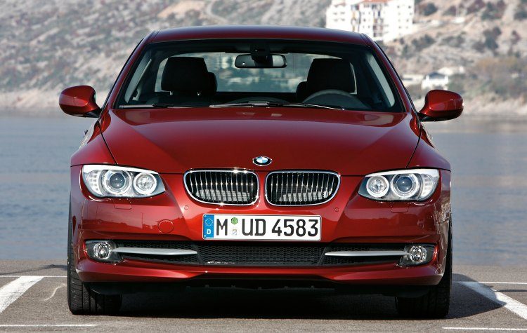 BMW 330i Coupé '10