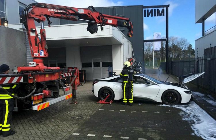 BMW i8 Brandweer