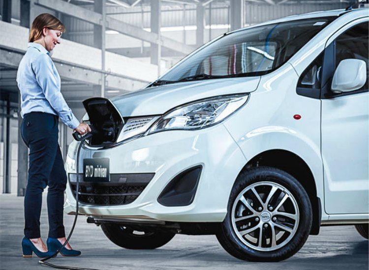 BYD Electric Minivan '20