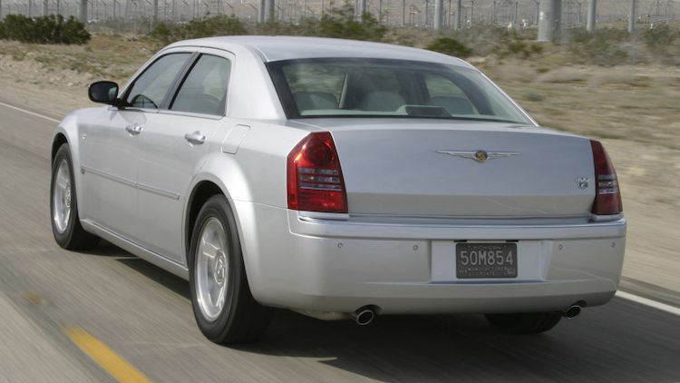 Chrysler 300C 2.7 V6 (LE) '05
